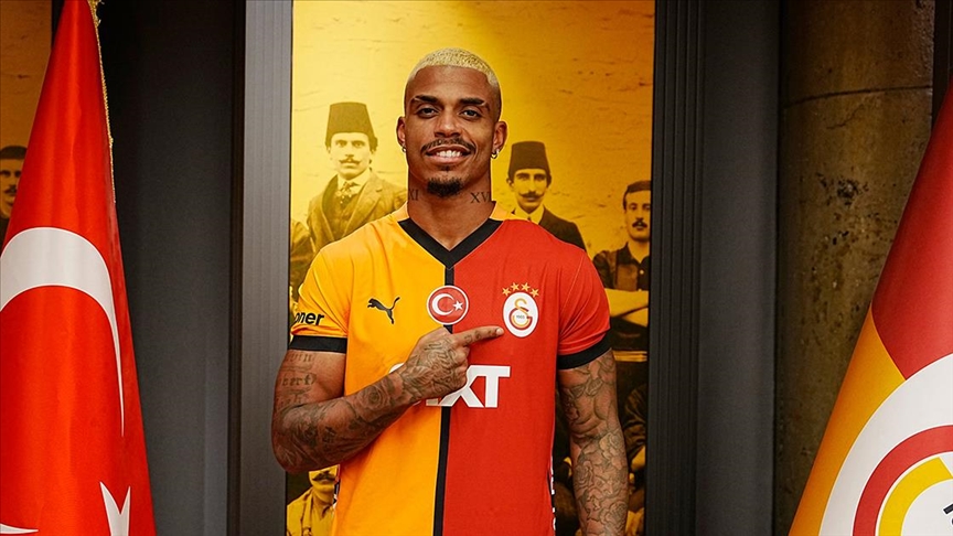Galatasaray, İngiltere Premier Lig ekibi Wolverhampton Wanderers'tan orta saha oyuncusu