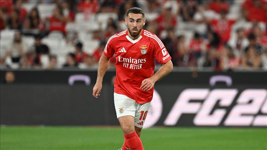 Portekiz ekibi Benfica'da forma giyen milli futbolcu Orkun Kökçü, UEFA