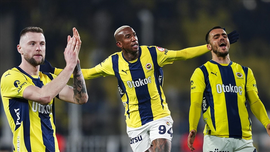 Fenerbahçe, UEFA Avrupa Ligi kadrosuna Milan Skriniar, Anderson Talisca ile
