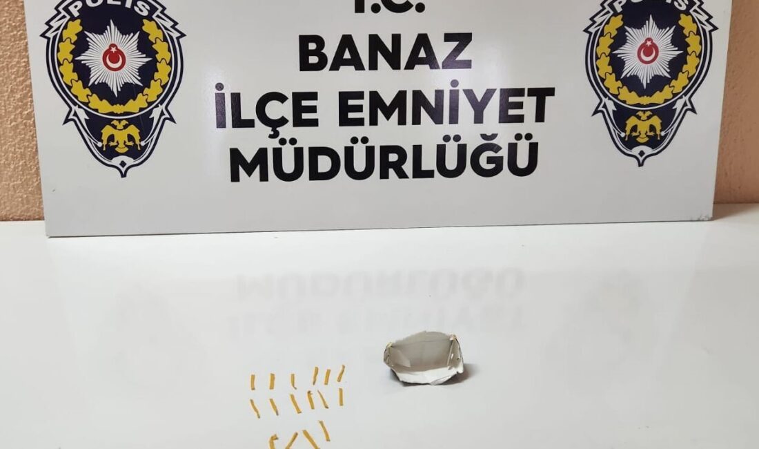 Uşak'ın Banaz ilçesinde üzerinde uyuşturucu bulunan şüpheli, tutuklandı.