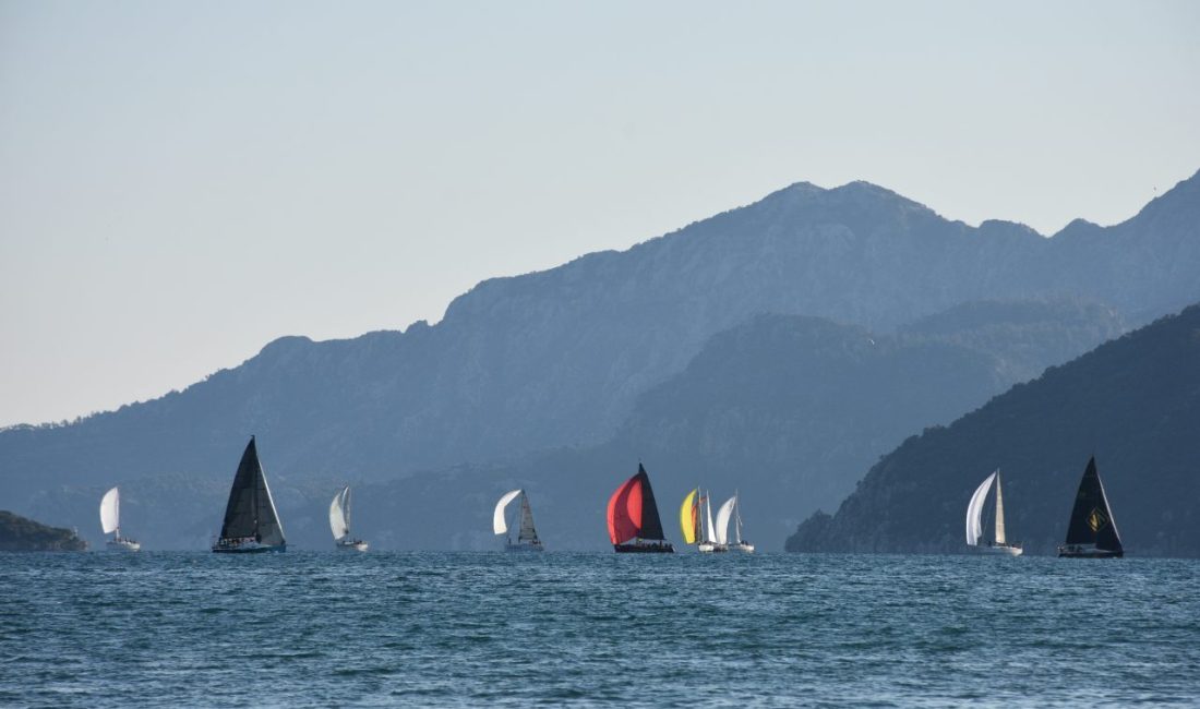 Muğla'nın Marmaris ilçesinde 16. kez düzenlenen Marmaris MIYC Kış Trofesi