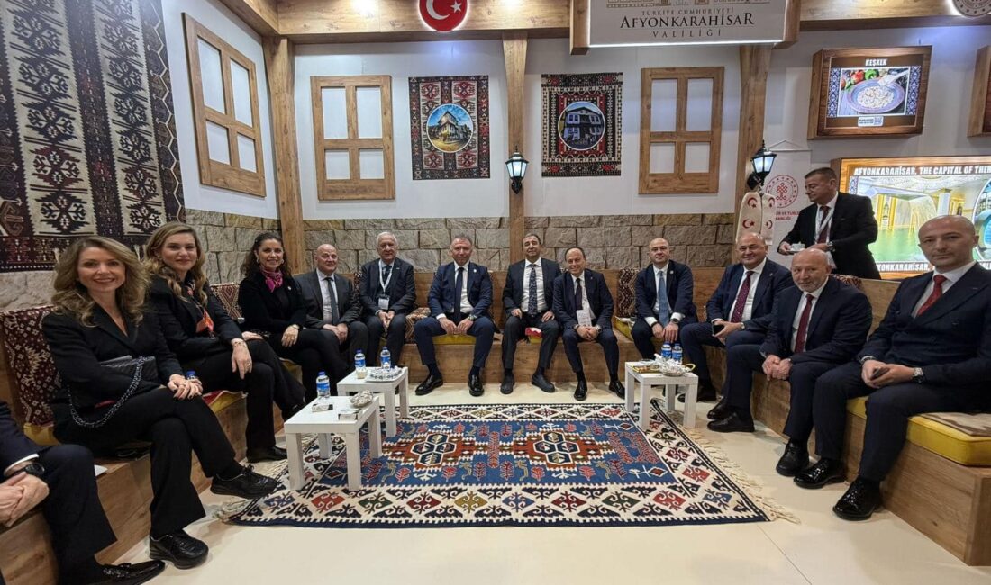 Afyon standı, büyük ilgi gördü ITB Berlin Fuarı’nda Afyonkarahisar’ın geleneksel değerlerinin kullanıldığı otantik standı yoğun