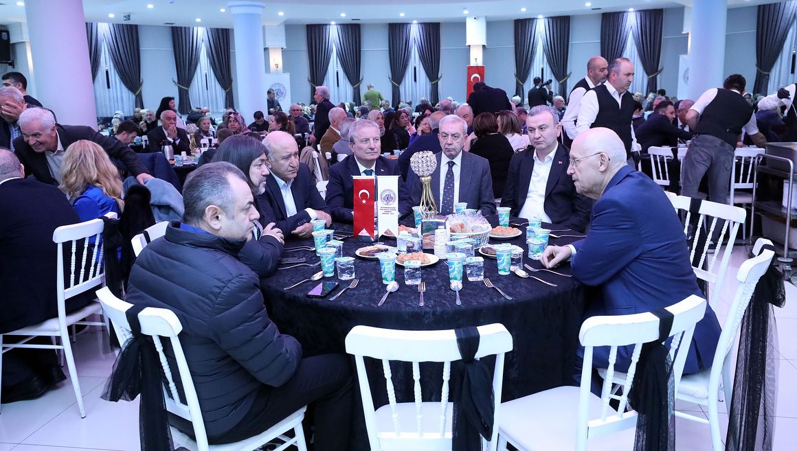 Ankara da yaşayan Afyonkarahisarlılar Yeni Mahalle Belediye Başkanı Afyonkarahisarlı Fethi