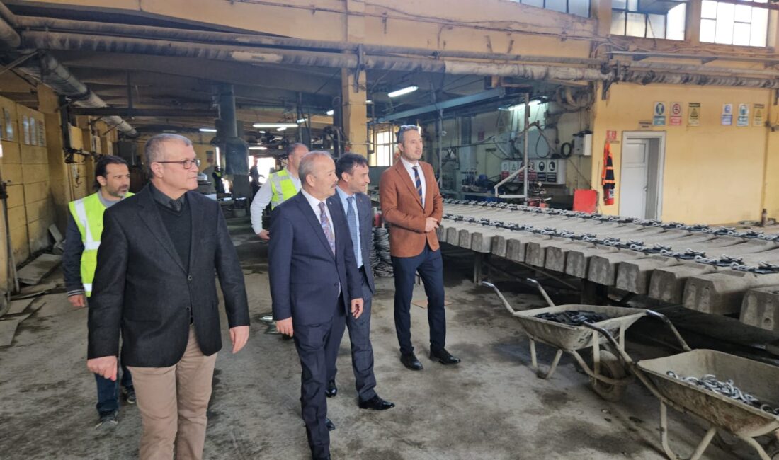 Afyonkarahisar Beton Travers Fabrikası’nı ziyaret eden Milliyetçi Hareket Partisi Afyonkarahisar