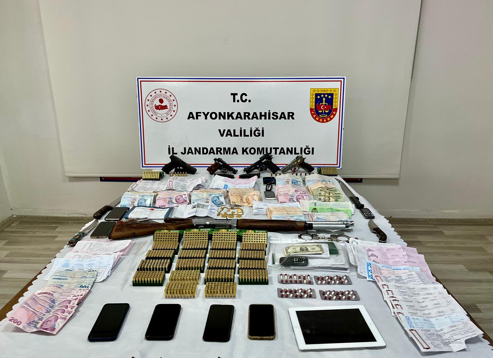 Tefeci operasyonundan EL BOMBASI ÇIKTI.