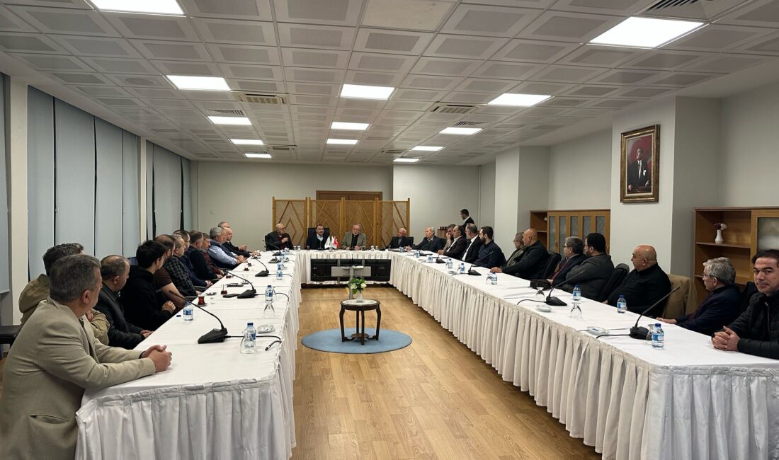 
Şuhut Yardımlaşma, Dayanışma ve Eğitim Vakfı, Afyonkarahisarlı yüksek öğrenim öğrencilerine