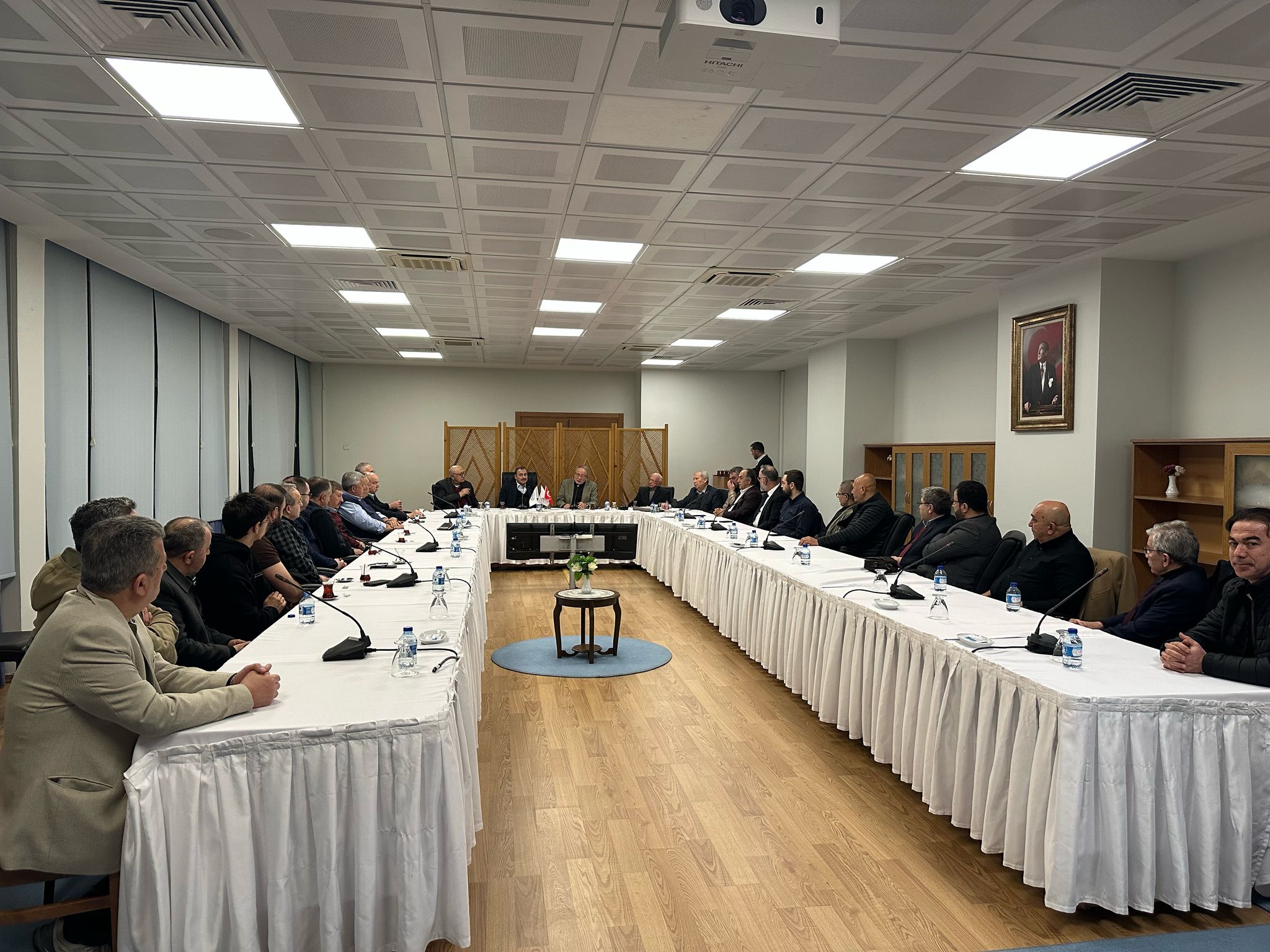 
Şuhut Yardımlaşma, Dayanışma ve Eğitim Vakfı, Afyonkarahisarlı yüksek öğrenim öğrencilerine