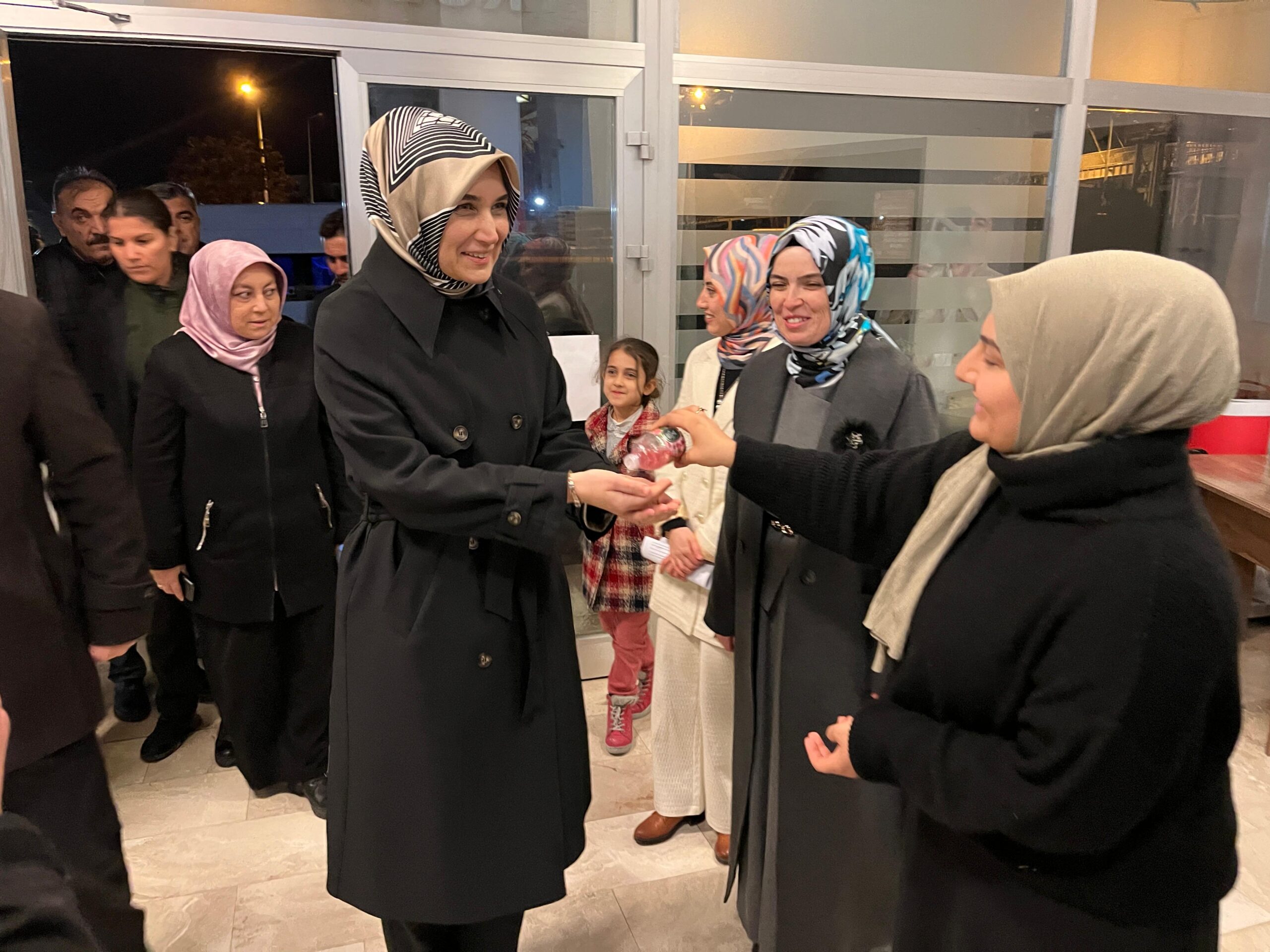 "Vali Kübra Güran Yiğitbaşı, Öğrencilerle Ramazan'ın Manevi Atmosferini Paylaştı"