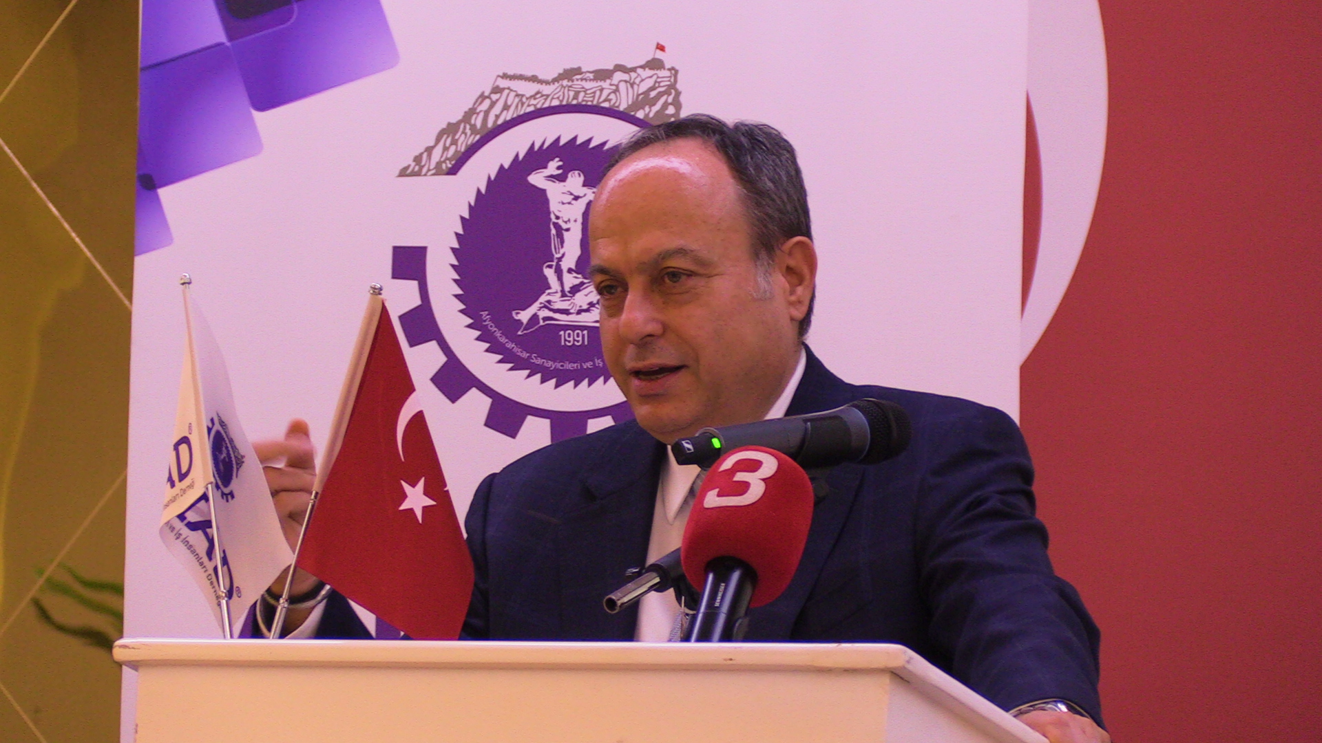 Afyonkarahisar Ticaret ve Sanayi Odası (ATSO) Başkanı Hüsnü Serteser, Afyonkarahisar