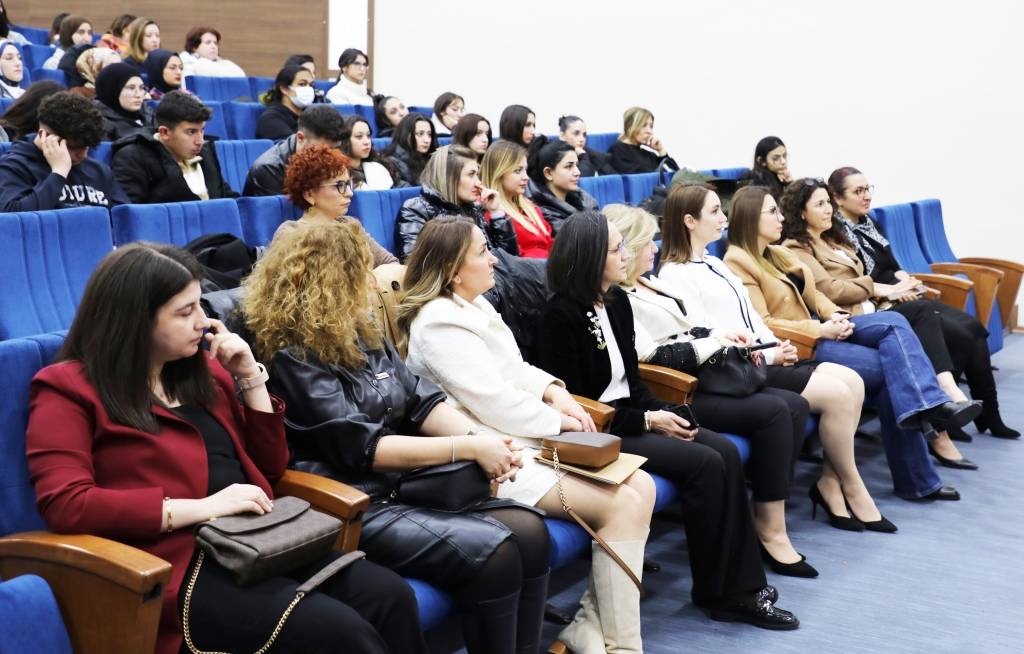 Dünya Kadınlar Günü etkinlikleri kapsamında Afyonkarahisar Sağlık Bilimleri Üniversitesi’nde (AFSÜ)