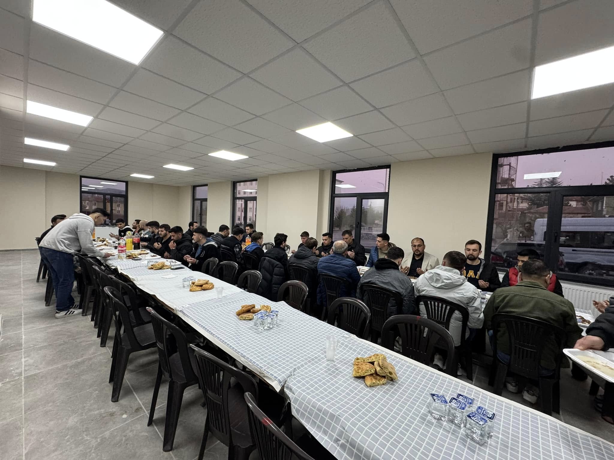 Bayat Belediye Başkanı Halil İbrahim Bodur, Bayat Spor Kulübü yönetimi,