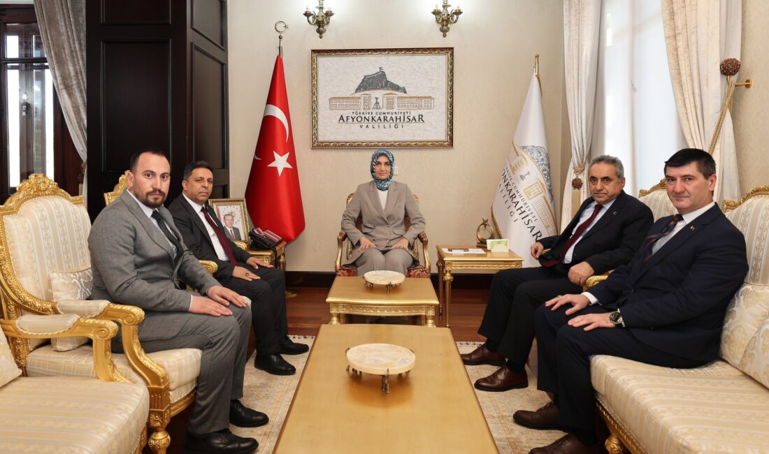 Başkan Güney’den Vali Yiğitbaşı’na ziyaret Afyonkarahisar Valisi Doç. Dr. Kübra Güran Yiğitbaşı; Türk Büro Sen