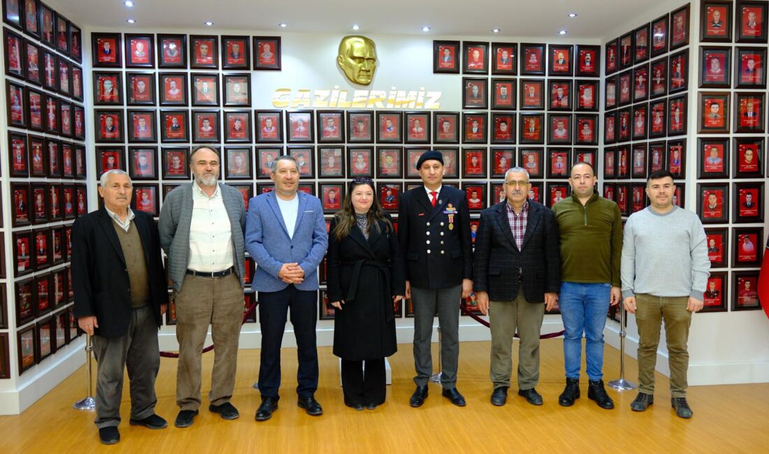 Evciler Belediye Başkanı Berrin Uğurlu ile Türkiye Harp Malulü Gaziler,