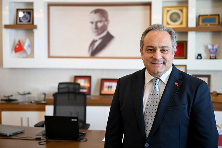 
Mesleki Yeterlilik Kurumu (MYK) Başkanı Mustafa Necmi İlhan, mesleki yeterlilik