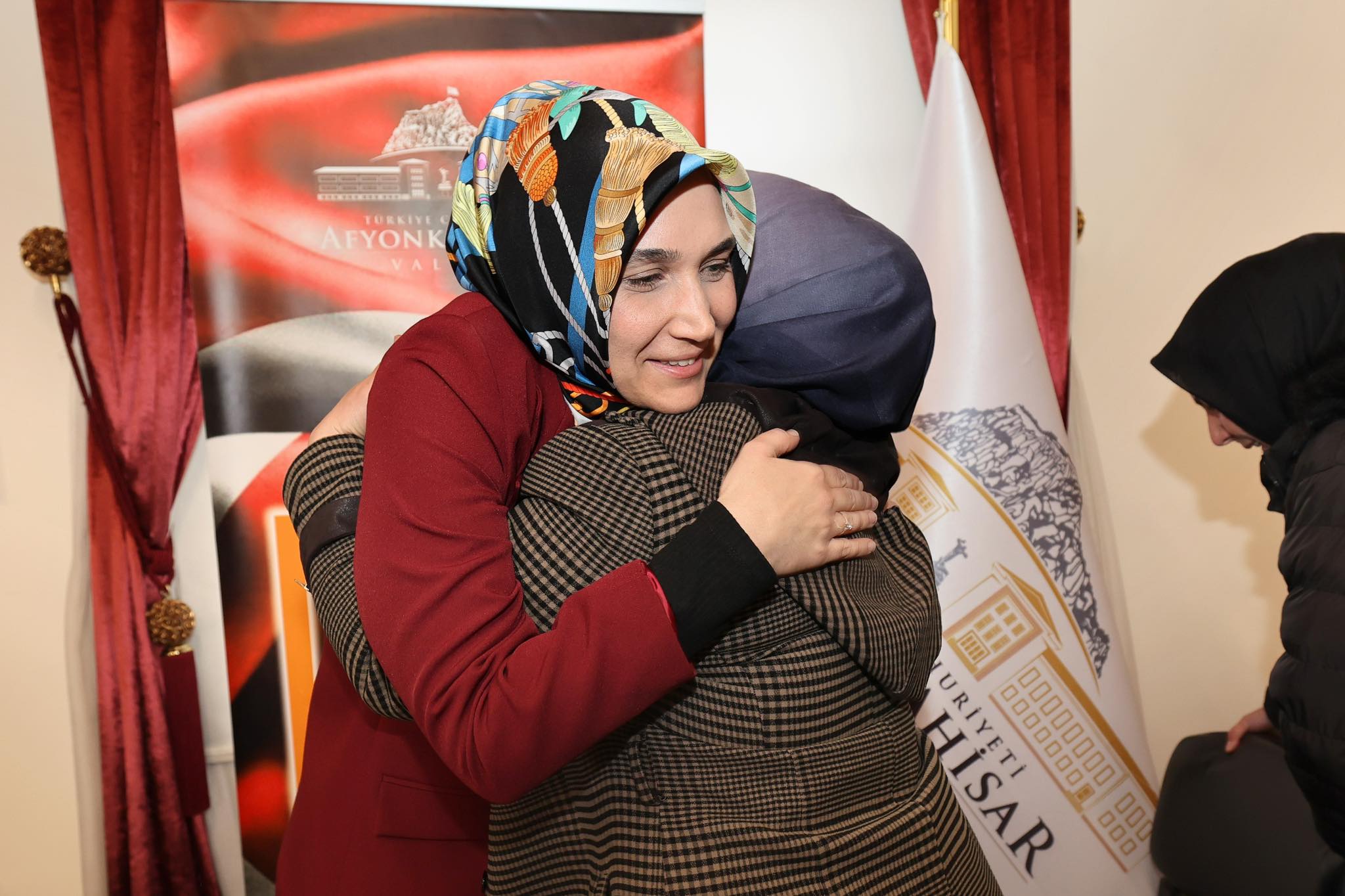 Afyonkarahisar Valisi Doç. Dr. Kübra Güran Yiğitbaşı, Açık Kapı Müdürlüğünde