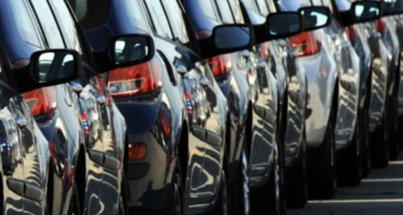 Tüketiciler Birliği Genel Başkanı Mahmut Şahin, sıfır araç alırken kendisinden