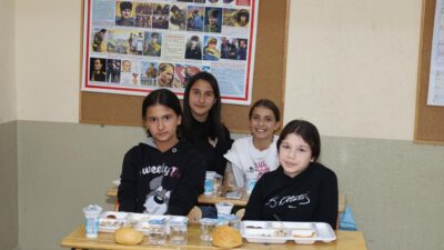 Bayat Belediye Başkanı Halil İbrahim Bodur, Atatürk Ortaokulu ve İlkokulu