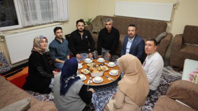 Adnan ÖztaşBaşkanı Adnan Öztaş, Ramazan ayının manevi atmosferini hemşerileriyle paylaşmaya