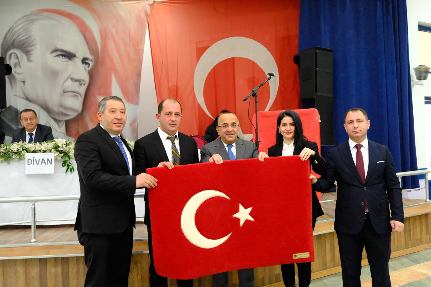 Dinar Belediye Başkanı Veysel Topçu ve 6. Bölge Esnaf ve