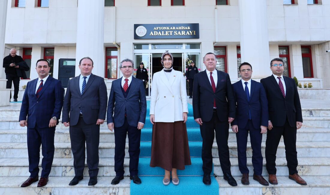 Başsavcı Fatih Karabacak’a ziyaret Afyonkarahisar Valisi Doç. Dr. Kübra Güran Yiğitbaşı, Afyonkarahisar Cumhuriyet Başsavcısı