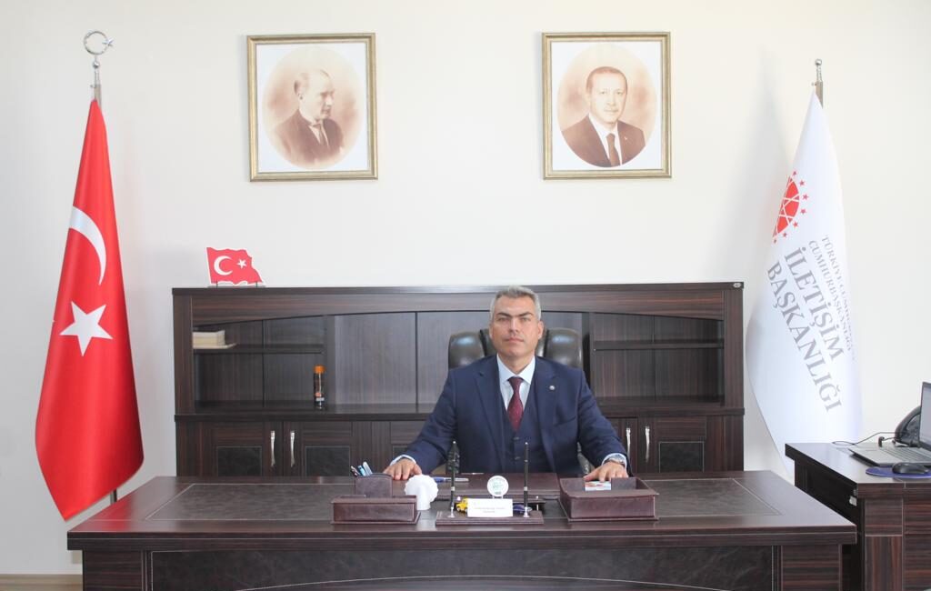 Bölge Müdürü Ülgen’den Kanal 3’e kutlama Cumhurbaşkanlığı İletişim Başkanlığı Afyonkarahisar Bölge Müdürü Uğur Ülgen, Kanal 3’ün