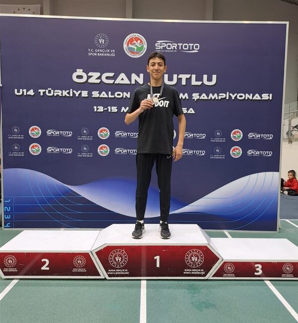 13-15 Mart tarihleri arasında Bursa’da düzenlenen U-14 Türkiye Atletizm Salon