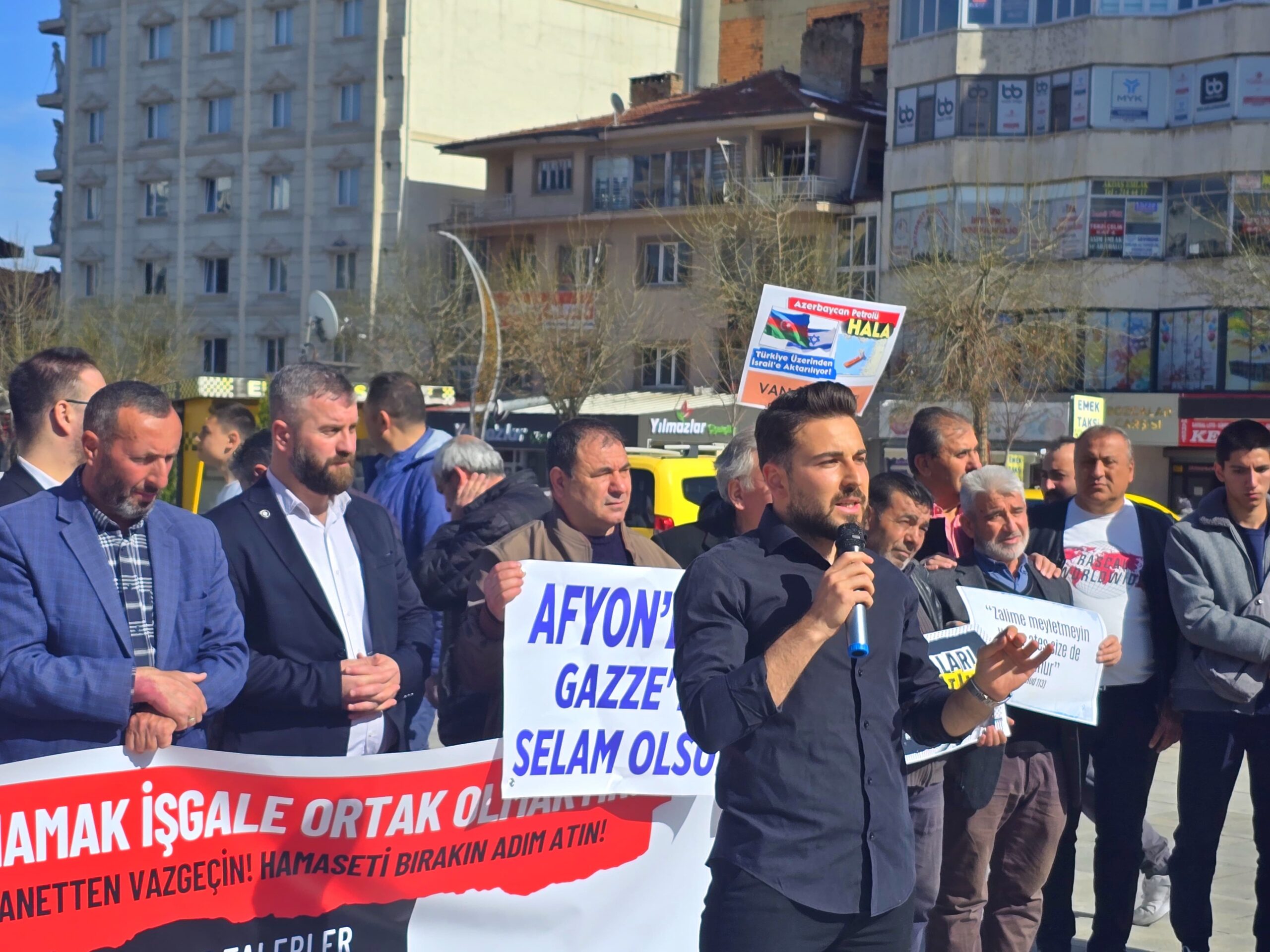 İsrail, Gazze’ye yönelik saldırılarına devam ederken, Türkiye’nin dört bir yanından