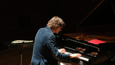 32. İzmir Avrupa Caz Festivali Mother "Tzivaeri" konseriyle devam etti.