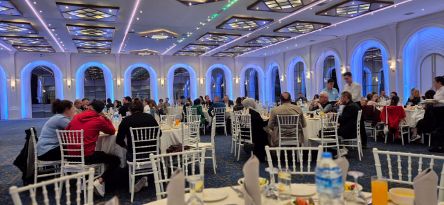 Afyonkarahisar İnternet Habercileri Derneği (AFİHAD) iftar sofrasında gazeteci meslektaşları ile