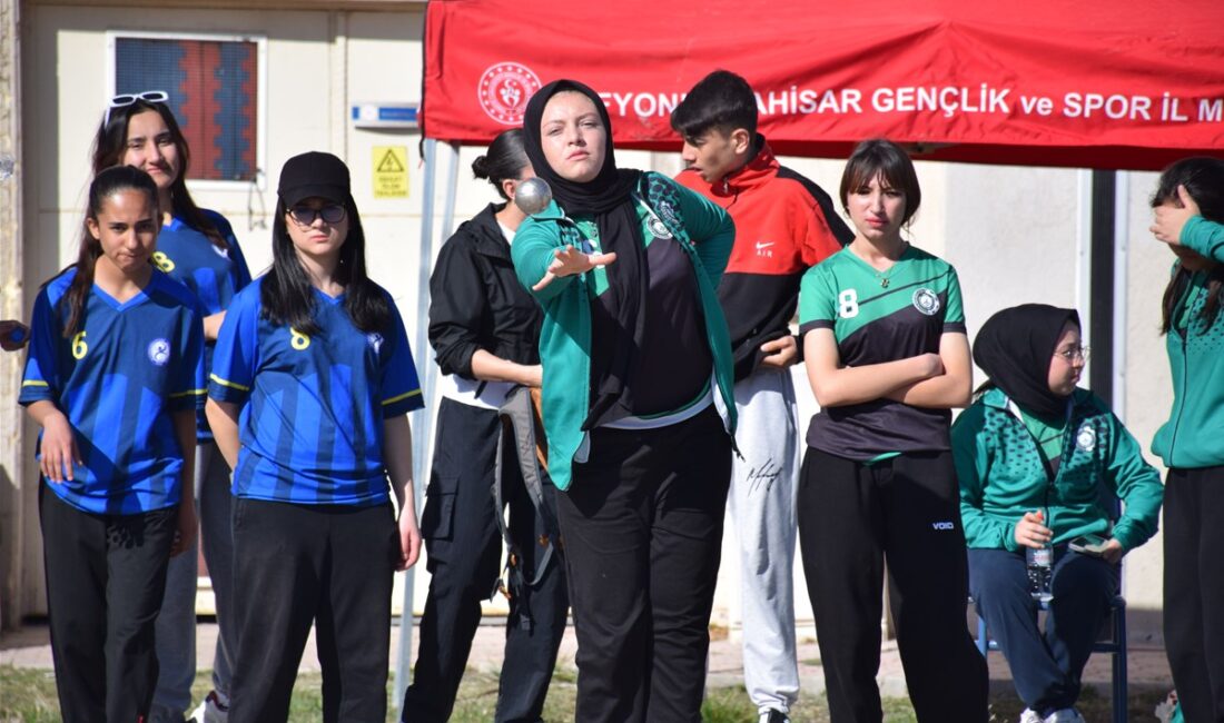 Afyonkarahisar’da düzenlenen Okul Sporları Gençler Bocce Müsabakaları, Kocatepe Spor Kompleksi’nde
