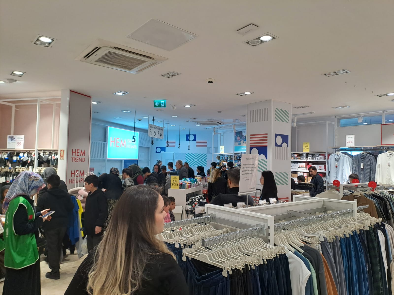 Dinar merkez ve bağlı köylerinden 250 yetim ve ihtiyaç sahibi