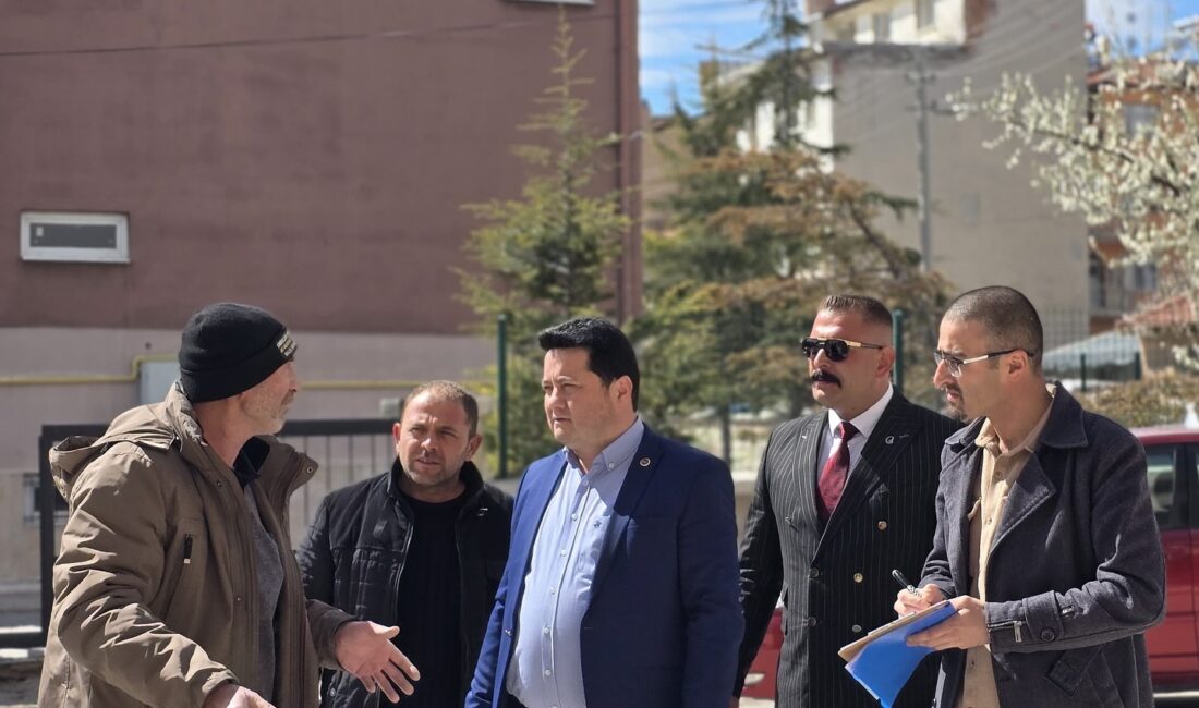 Bolvadin Belediye Başkanı Derviş Aynacı ve Bolvadin Muhtarlar Derneği Başkanı