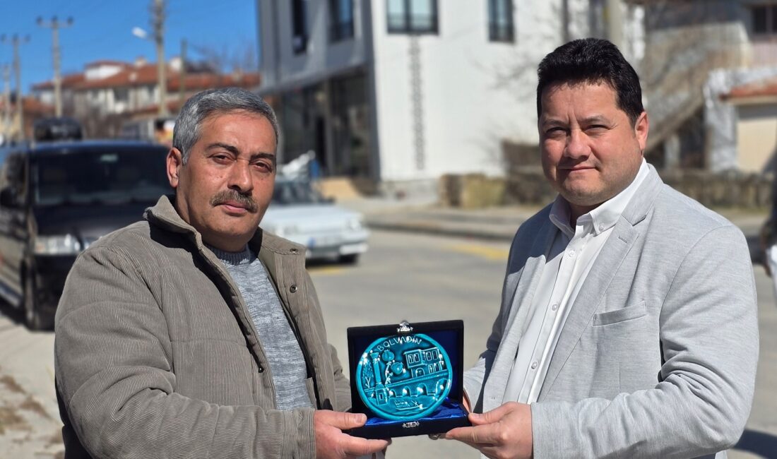 “Mahallemizin sorunlarını yerinde tespit ettik” Başkan Derviş Aynacı, yaptığı açıklamada şunları söyledi: "Bugün Cirit Mahallesi'ni