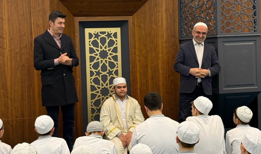 Afyonkarahisar Vali Yardımcısı İhsan Ayrancı Erkmen Hafızlık Yatılı Kur'an Kursu