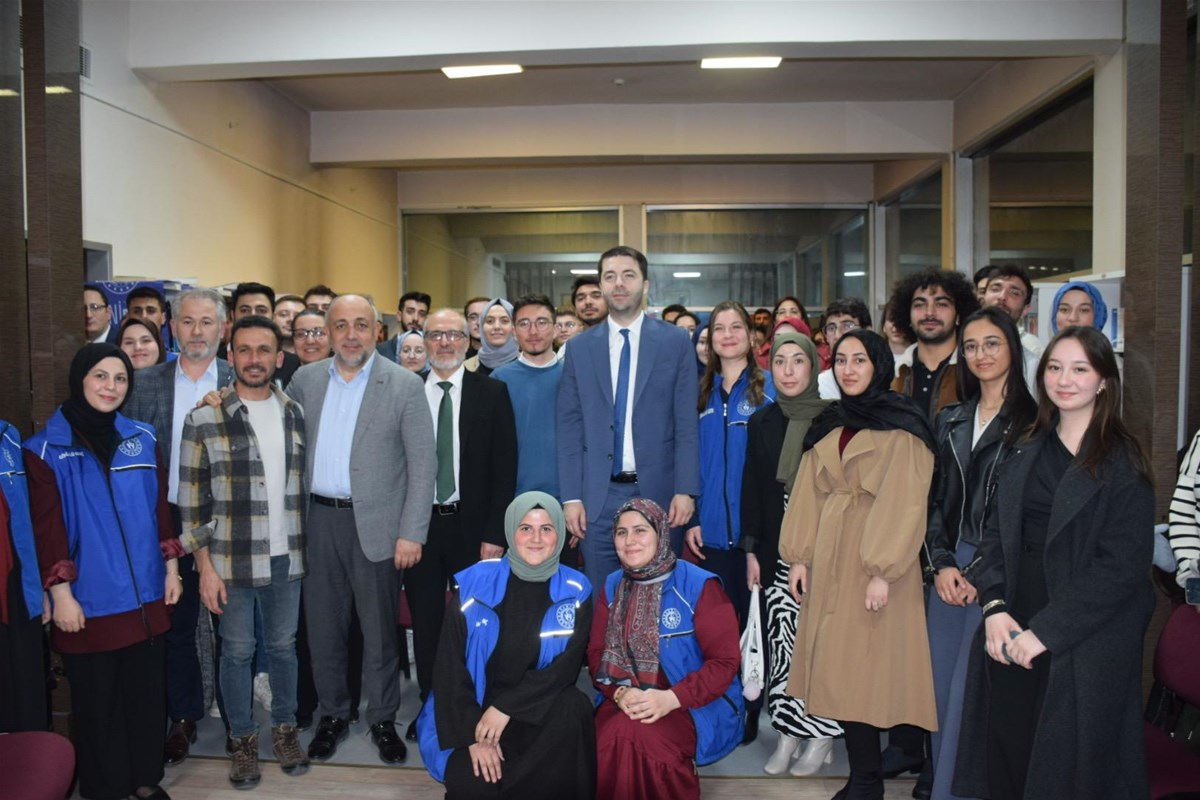 Afyonkarahisar’da düzenlenen "Kampüs İftarı" programının ardından, Gençlik Hizmetleri Genel Müdürü