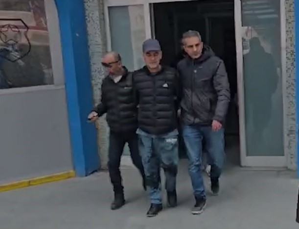 
Konya'da müebbet hapis cezasına çarptırılan ve açık cezaevine nakledildikten sonra