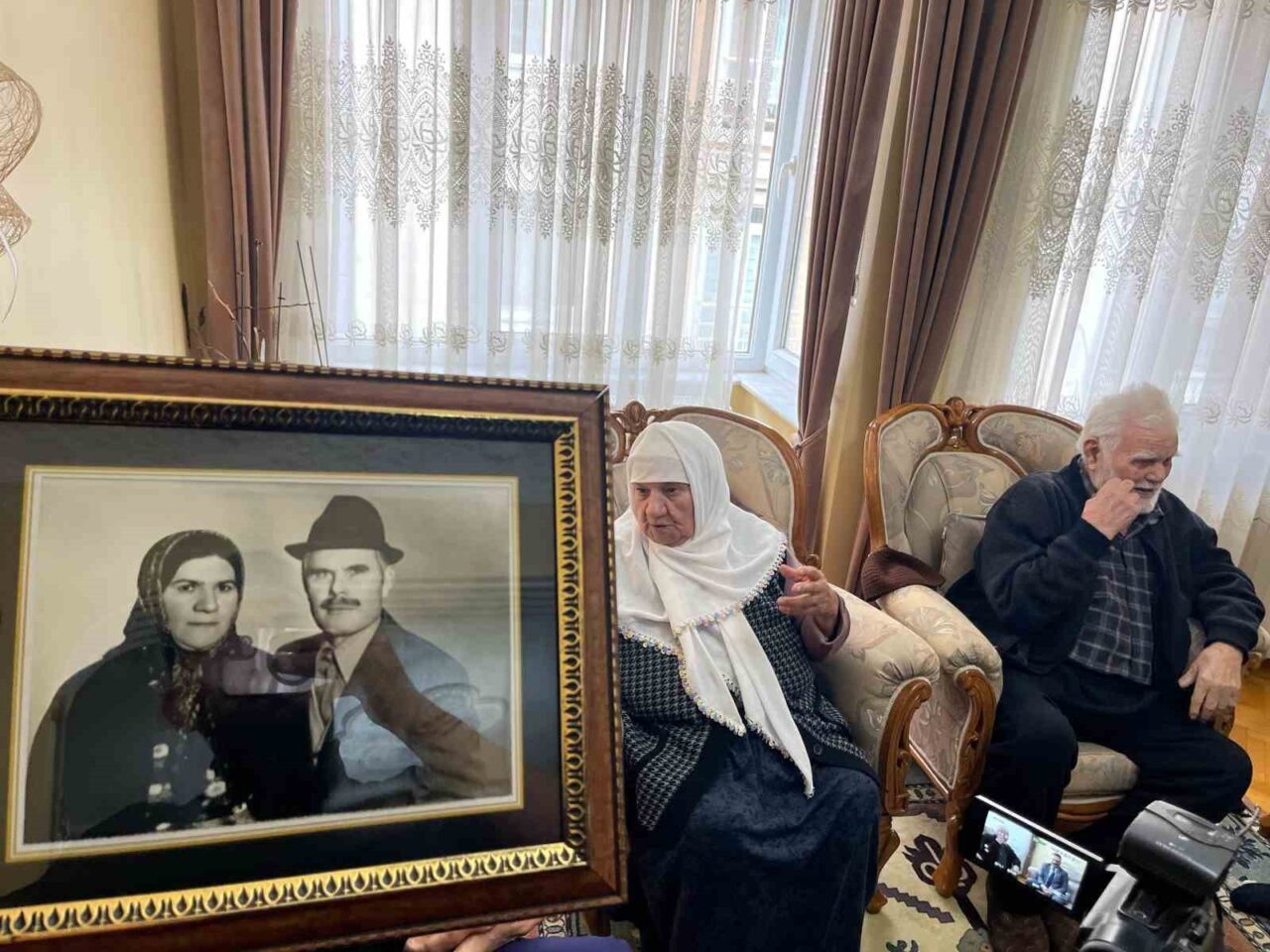 71 yıllık evli çiftten gençlere tek bir tavsiye! 5 71 yıllık evli çiftten gençlere tek bir tavsiye!