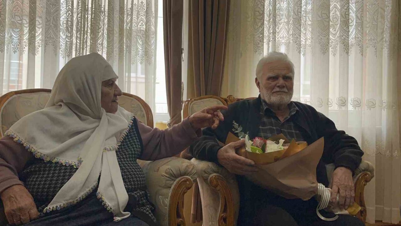 71 yıllık evli çiftten gençlere tek bir tavsiye! 1 71 yıllık evli çiftten gençlere tek bir tavsiye!