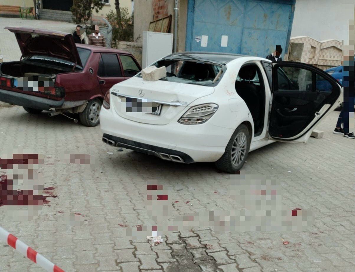 İddialara göre, İscehisar’ın Çalışlar köyünden olan bir grup genç, İscehisar’da