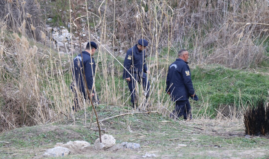 Nazlı’dan ACI HABER GELDİ!  Denizli’de kaybolan minik Nazlı’nın cansız bedeni 27 saatlik aramanın ardından dere
