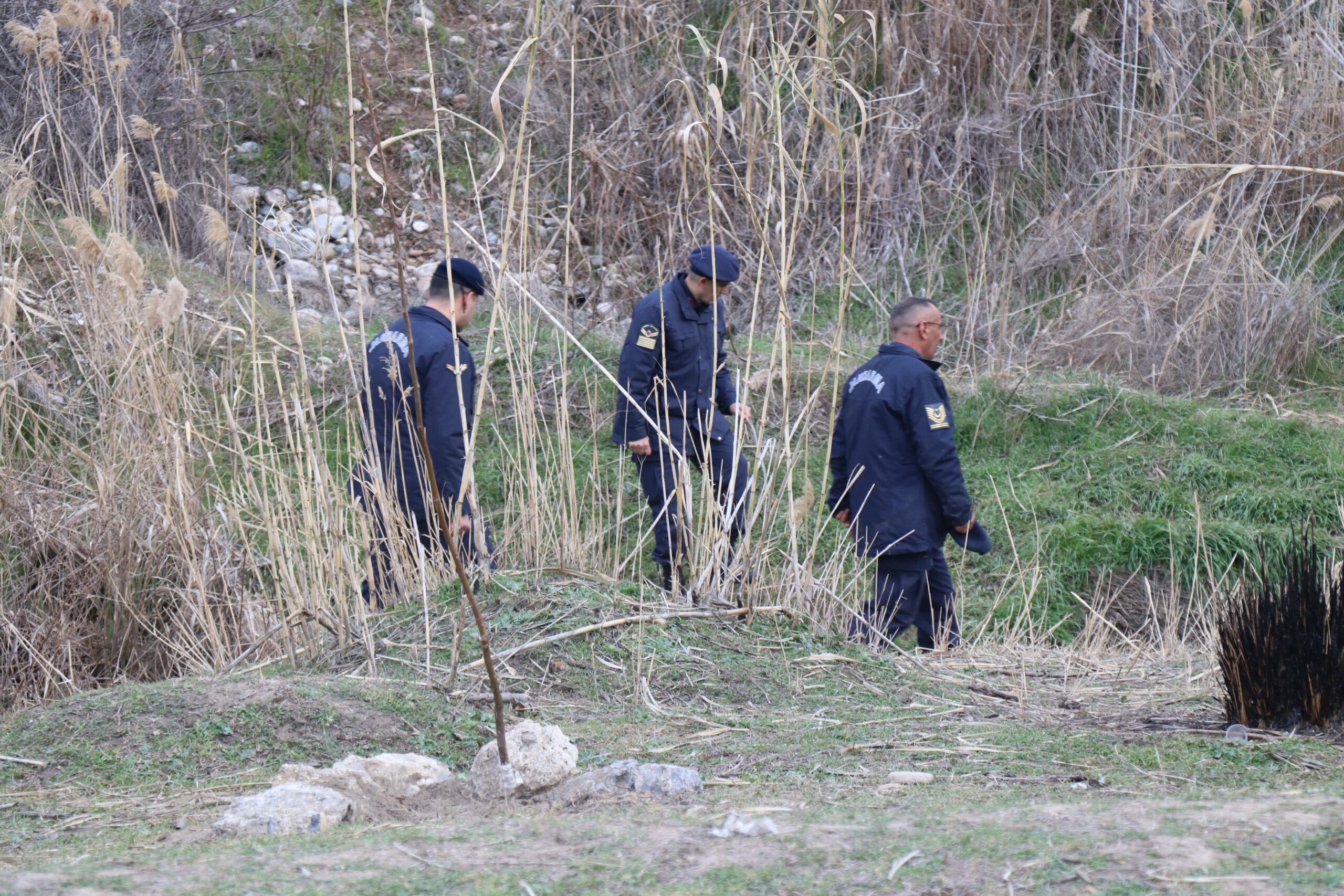  Denizli’de kaybolan minik Nazlı’nın cansız bedeni 27 saatlik aramanın ardından dere