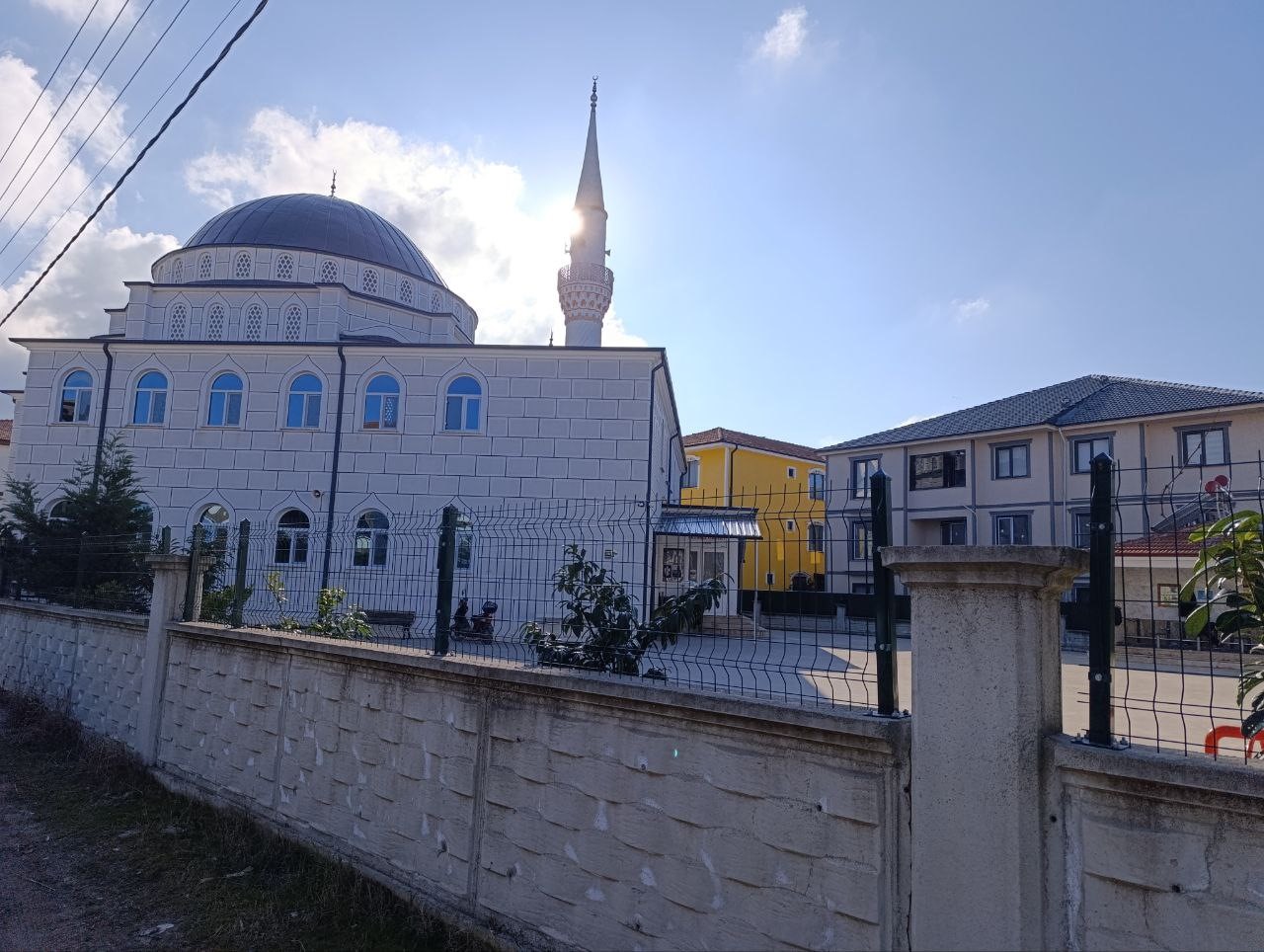 Sakarya'nın Karasu İlçesinde Sabah Ezanı Erken Okundu, Vatandaşlar Şaşkına Döndü
