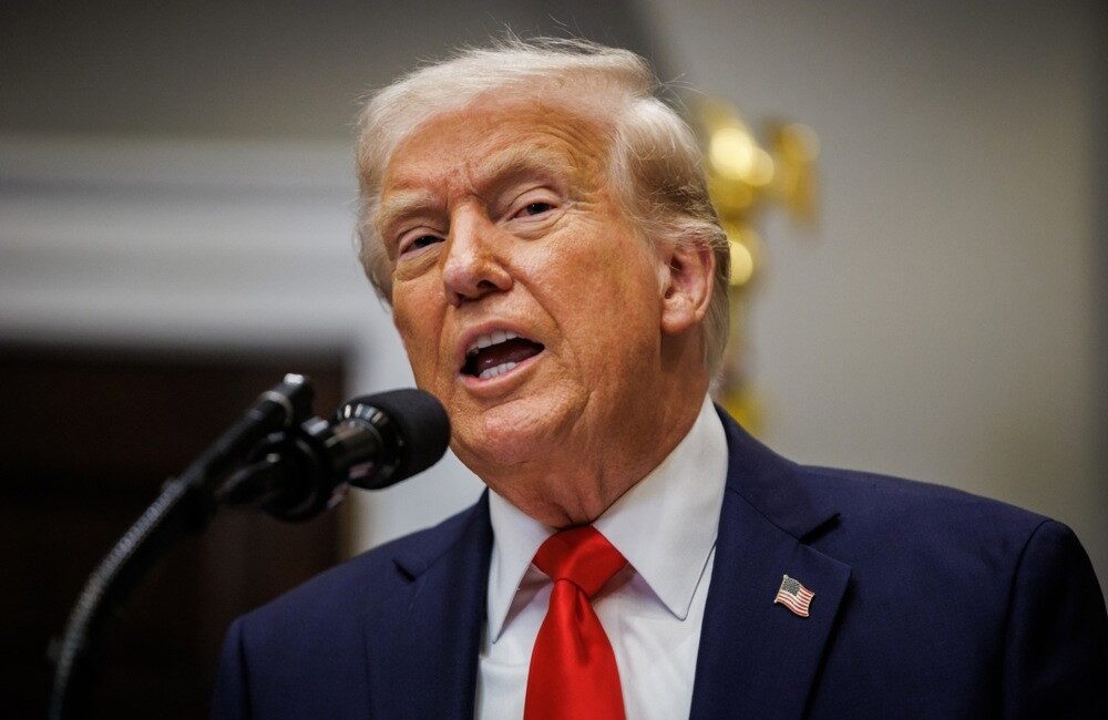 ABD Başkanı Donald Trump, Kanada'nın yeni gümrük vergileri uygulamaya devam
