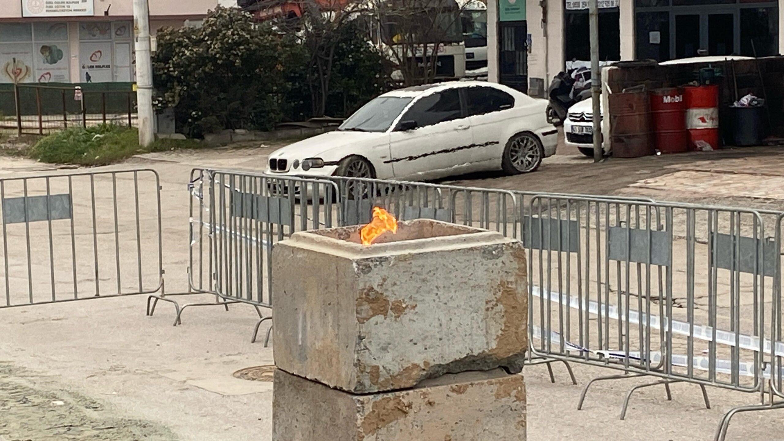  Kocaeli'nin Kartepe ilçesinde sondaj çalışması sırasında açığa çıkan gaz 7