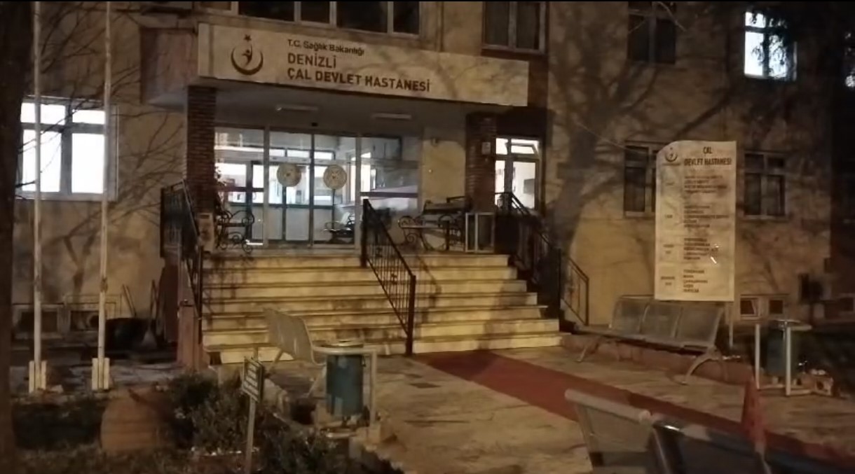 Denizli'de psikolojik sorunları olduğu ileri sürülen şahıs, babasını sopayla darp