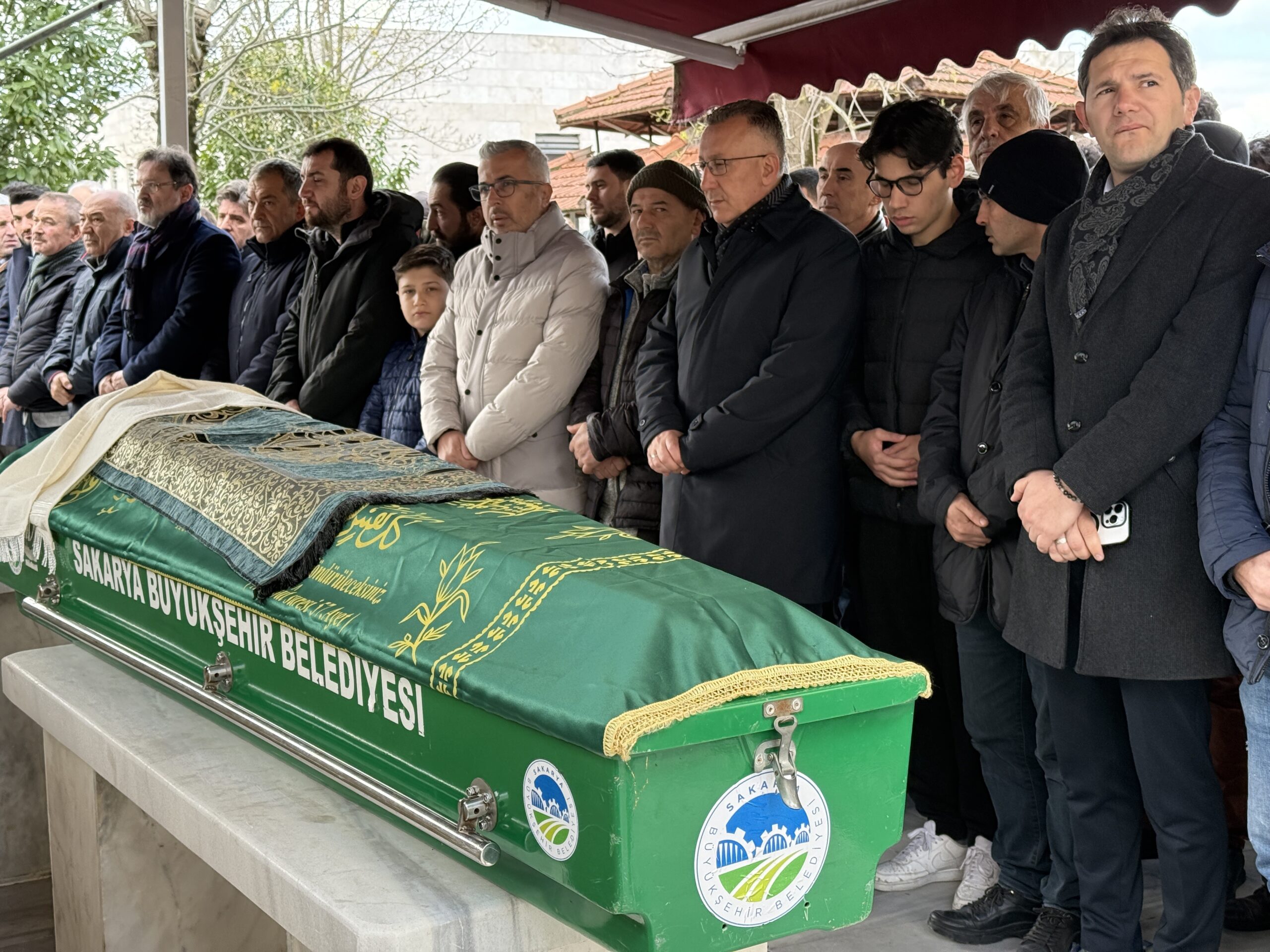 Sakarya’nın Serdivan ilçesinde kiracısı tarafından mülk sahibi olduğu markette pompalı