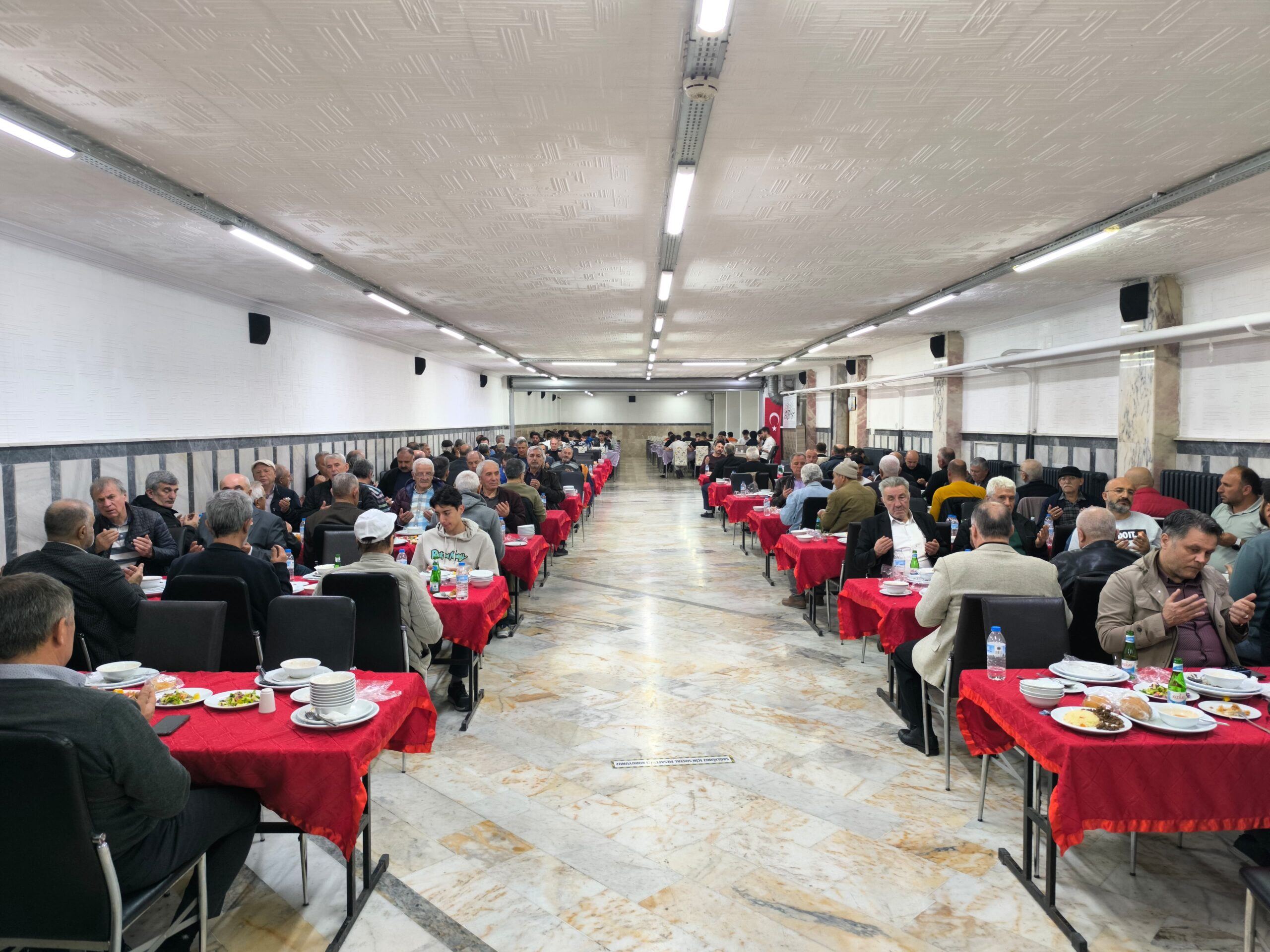 Afyonkarahisar Masterler Derneği öncülüğünde birlik ve beraberliği pekiştirmek amacıyla iftar