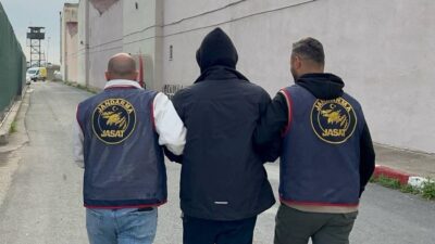 Mersin'de jandarma ekipleri 44 soruşturma dosyası bulunan, 13 ayrı suç