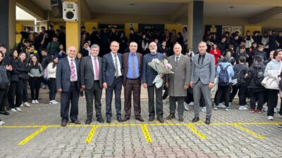 Tekirdağ Namık Kemal Lisesi'nde uzun yıllardır görev yapan Din Kültürü ve