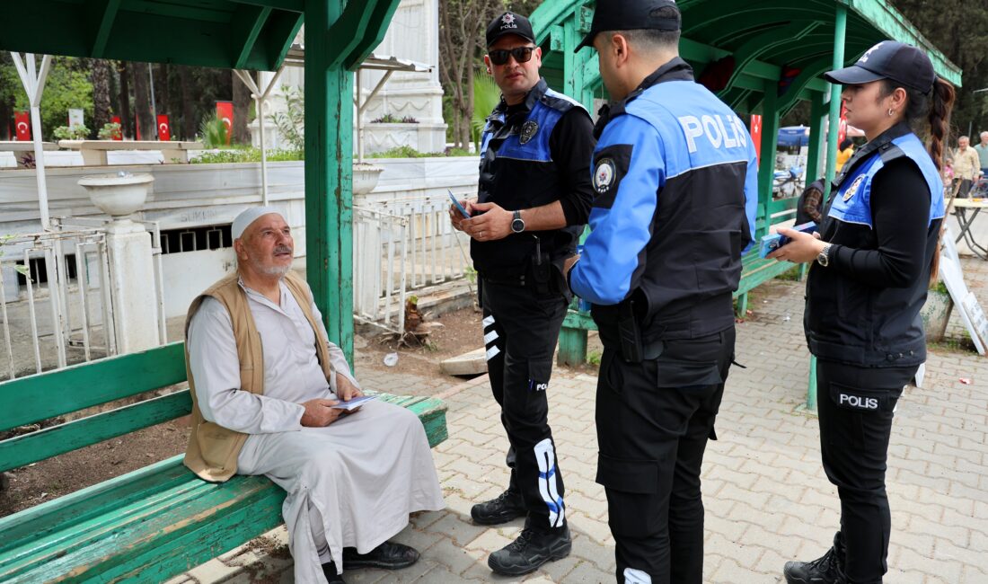 Adana'da Ramazan Bayramı arifesinde polis ekipleri mezarlıkta ‘sahte hoca' avına